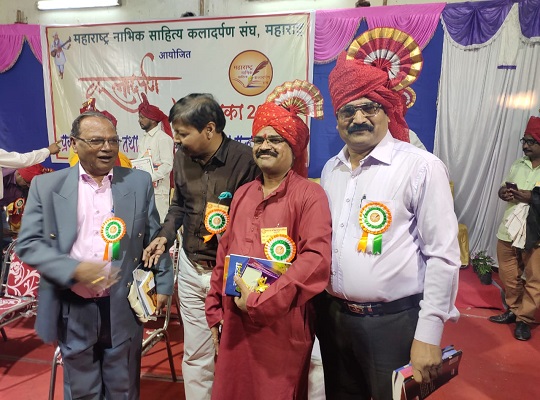 kaladarpan-award-img